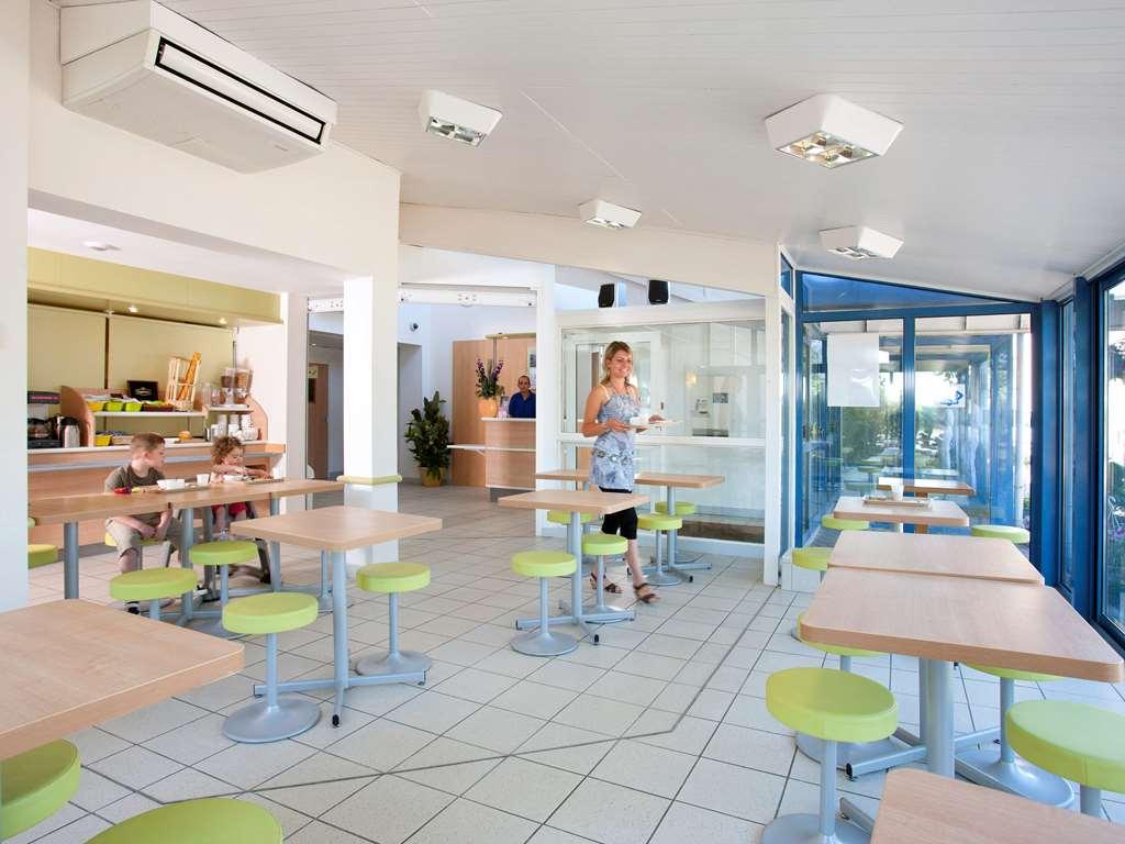 Ibis Budget Lyon Est Saint Quentin Fallavier Restoran gambar