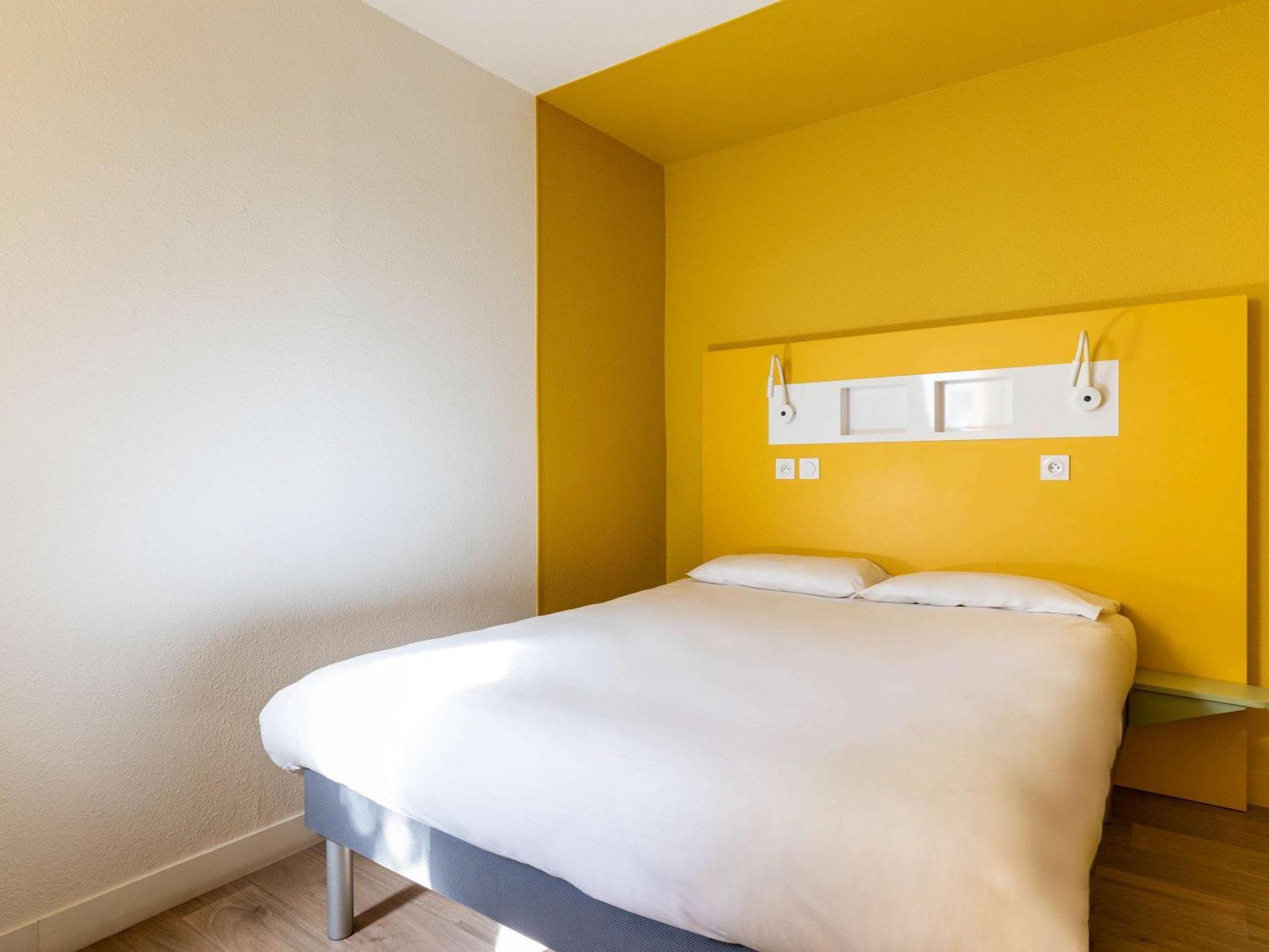 Ibis Budget Lyon Est Saint Quentin Fallavier Luaran gambar