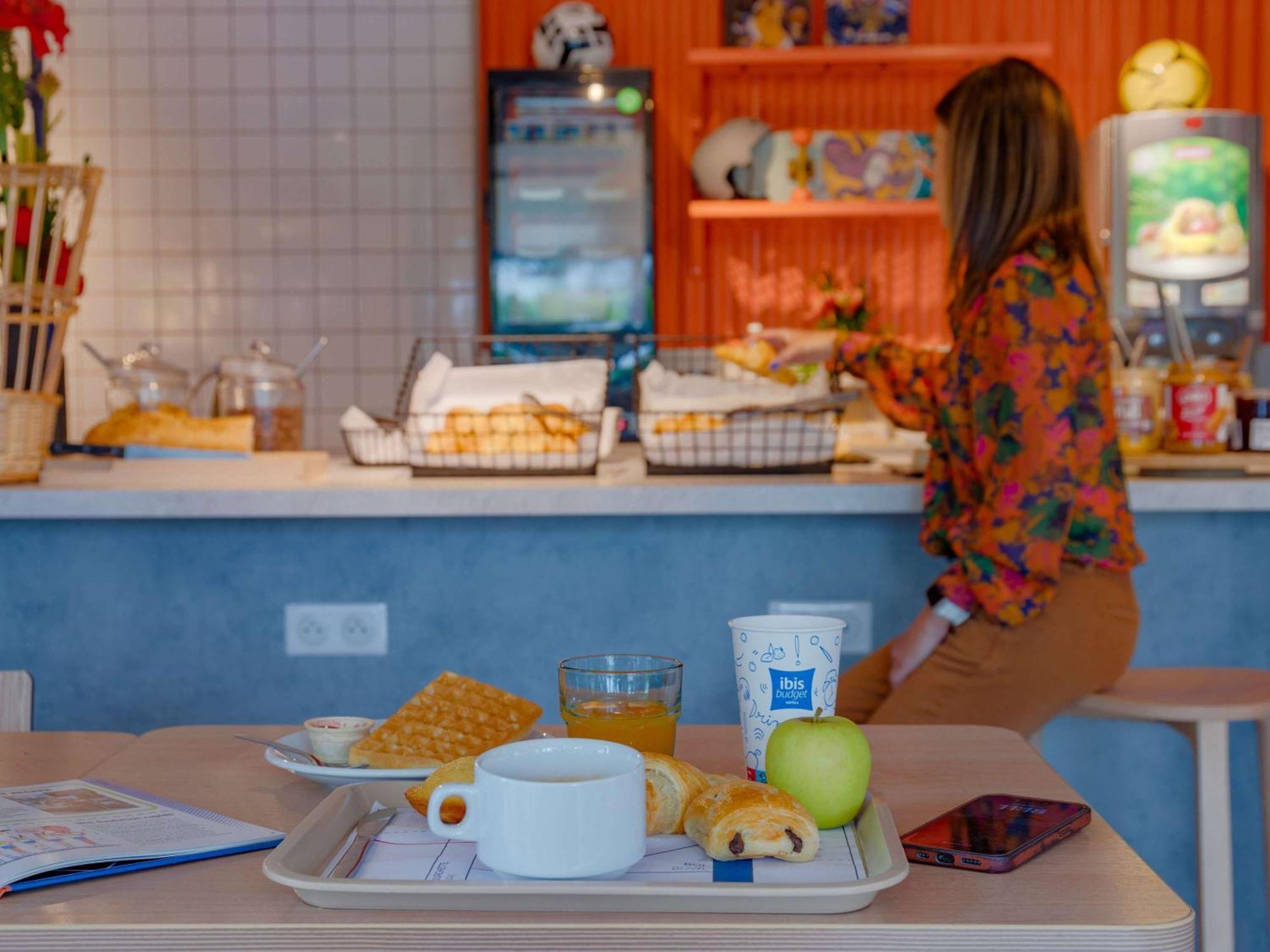 Ibis Budget Lyon Est Saint Quentin Fallavier Luaran gambar